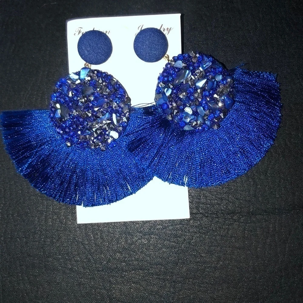 BOHEMIAN Fan Earrings Blue Tassel. NWT